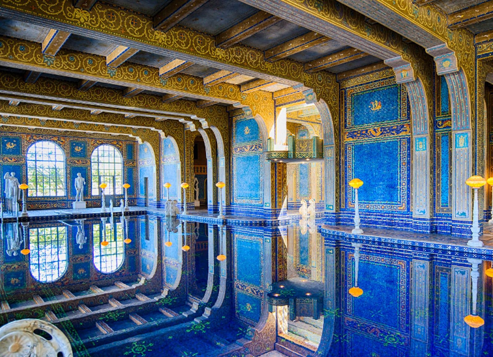 La piscina más cara del mundo - The Neptune pool